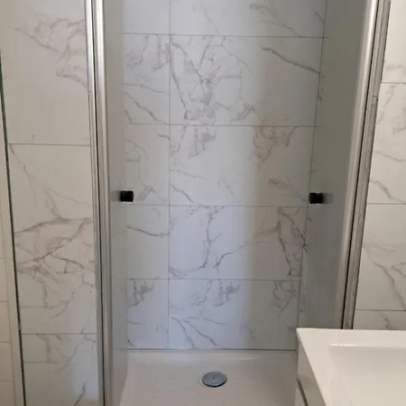 Magnifique T2 Duplex Vue Port *